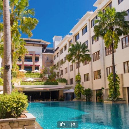 Stylish 2 Bedroom Penthouse Apt, Newly Refreshed, 50 Mbps, Pool, Gym, Resto Кута Экстерьер фото