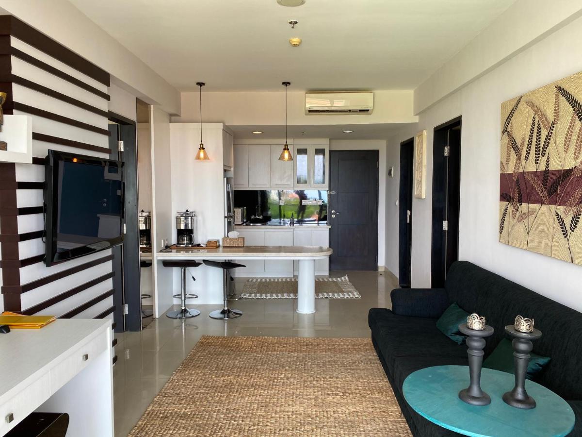 Stylish 2 Bedroom Penthouse Apt, Newly Refreshed, 50 Mbps, Pool, Gym, Resto Кута Экстерьер фото